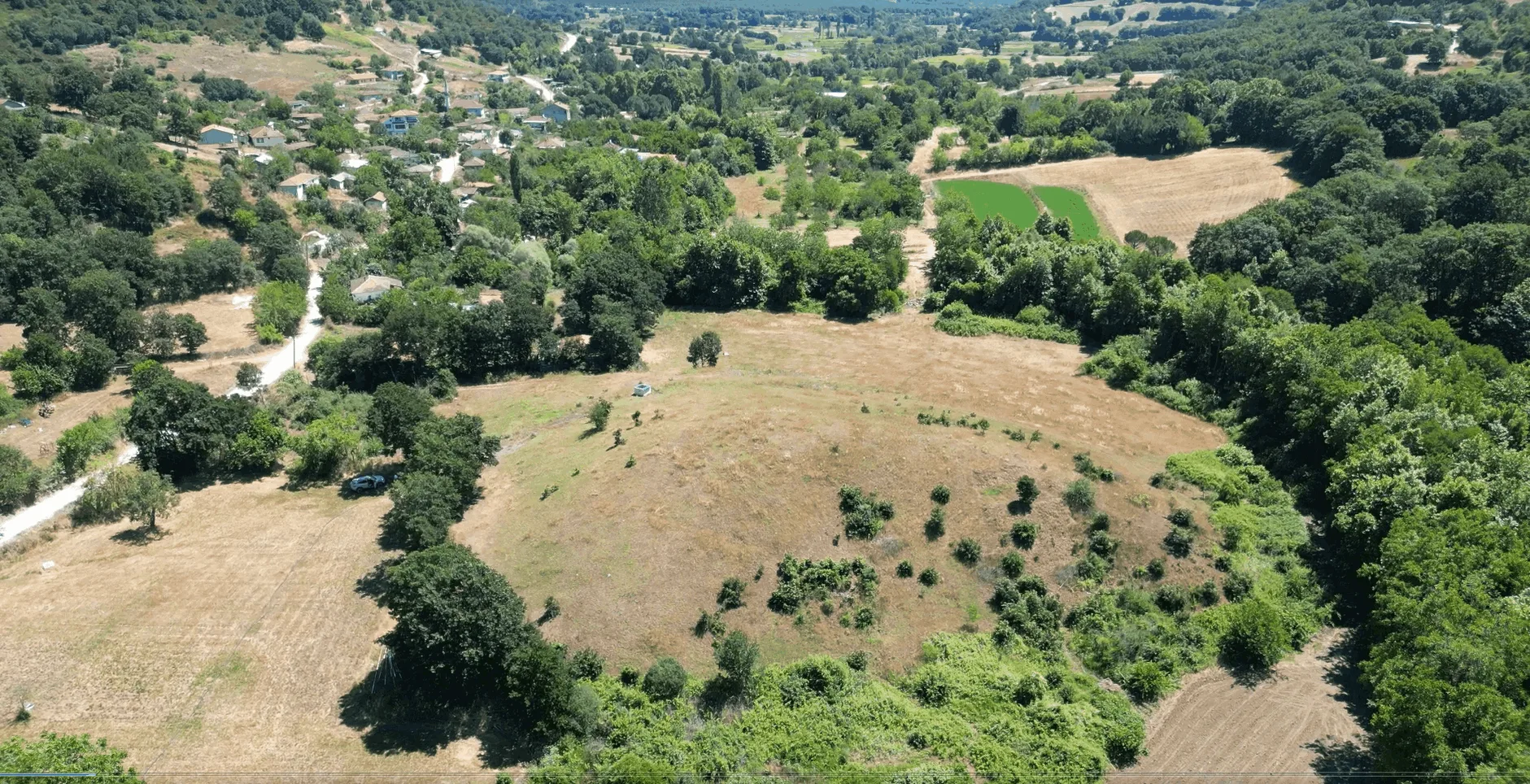 18.686 m2 Köye Bitişik Satılık Arsa Keşif Arazi. Balıkesir Gönen Geyikli Köyü 153 ada 10 parsel